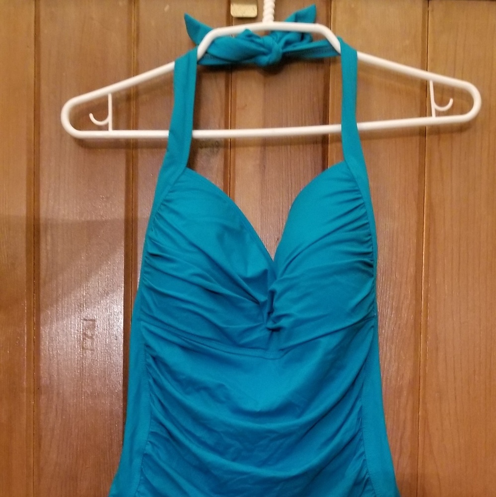 Teal one piece bathing suite